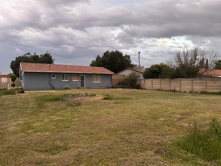 4 Bedroom Property for Sale in Fauna Free State